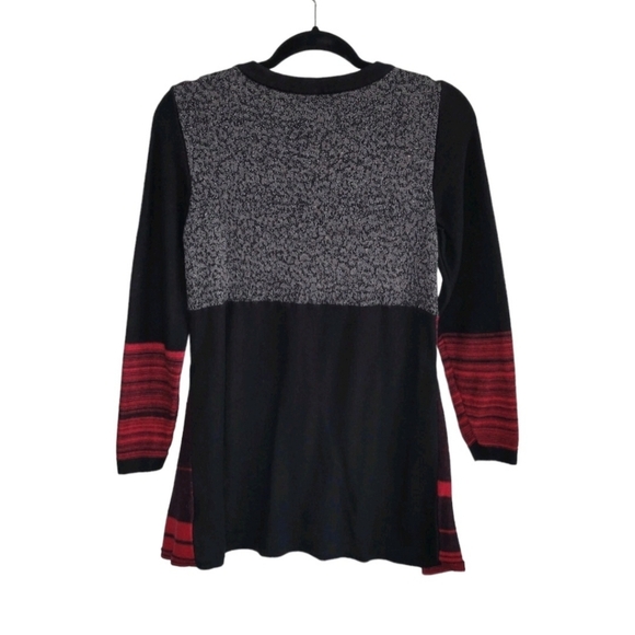Style & Co Women's Knit Boho Patchwork A-Line Tunic Top Size M Red Black Silver - Picture 2 of 7